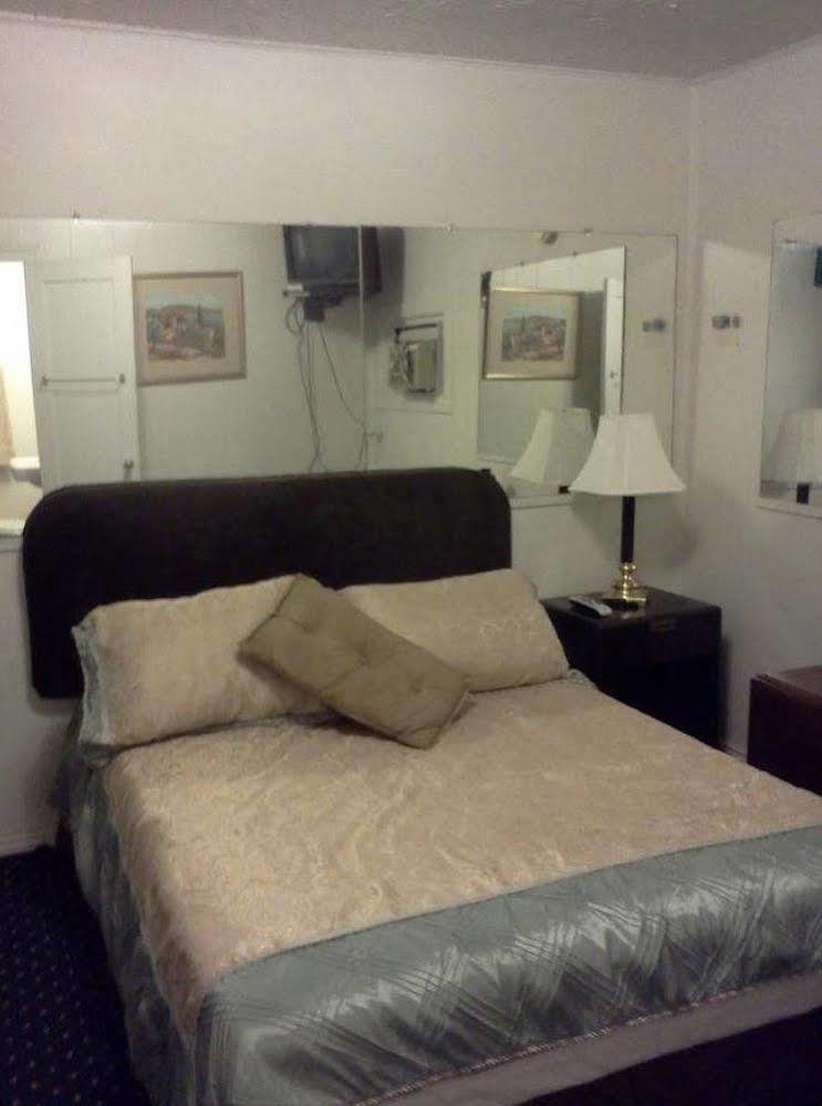 Pillow Talk Motel Wellington Dış mekan fotoğraf